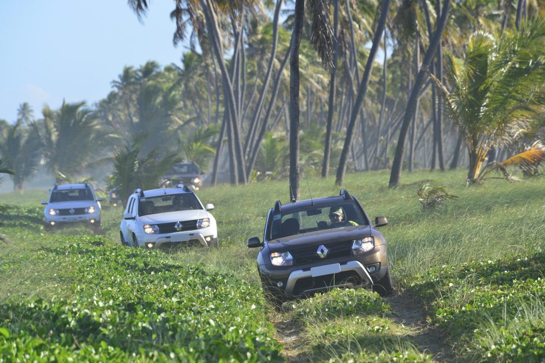 Domingo de  Duster Bahia © Cacio Murilo.JPG