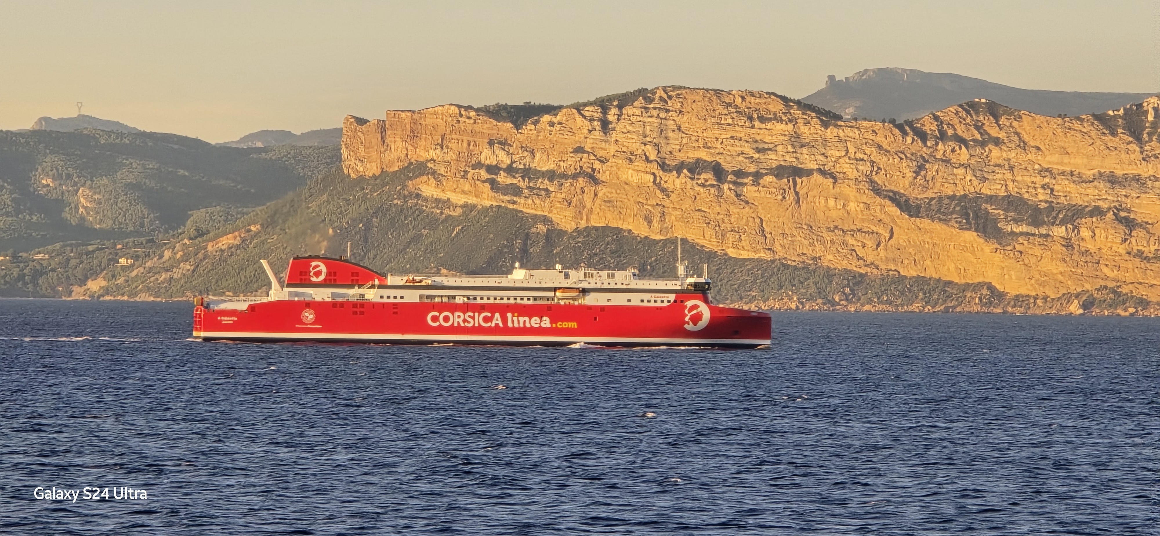 Corsica Linea Mediteraneo.jpg